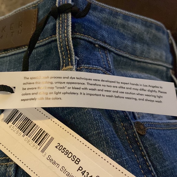 NWT Parker Smith fabulous distressed jeans. So great and classy. - Picture 14 of 15